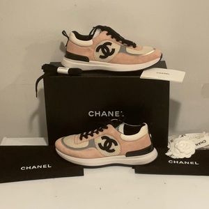 Chanel Sneakers Women’s Authentic Size 39 22P